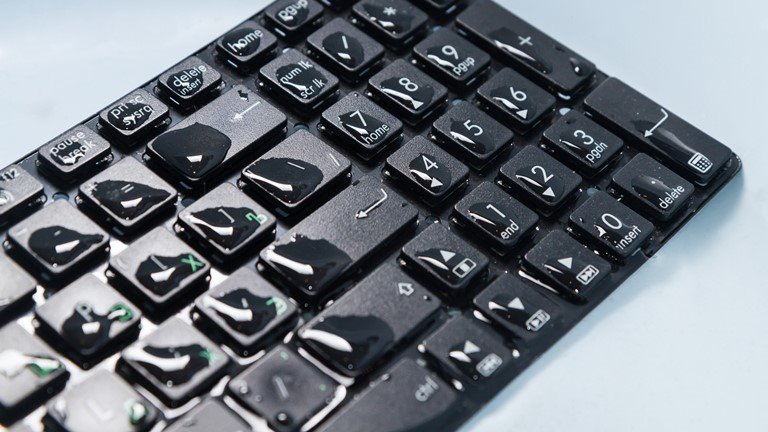 Tastatur geht nicht: Feuchtigkeit tastatur wasser