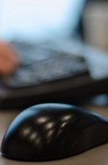 Windows 10 Explorer stürzt ab Tastatur und Maus an einem Desktop-PC