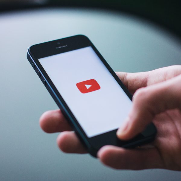 Jeder hinterl&auml;sst bei YouTube einen digitalen Fu&szlig;abdruck