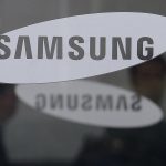 T&uuml;r mit Samsung-Logo