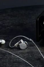 Sony: Zahlreiche neue Köpfhörer für Sport, Noise Cancelling & Co. In-Ear-Kopfhörer IER-Z1R