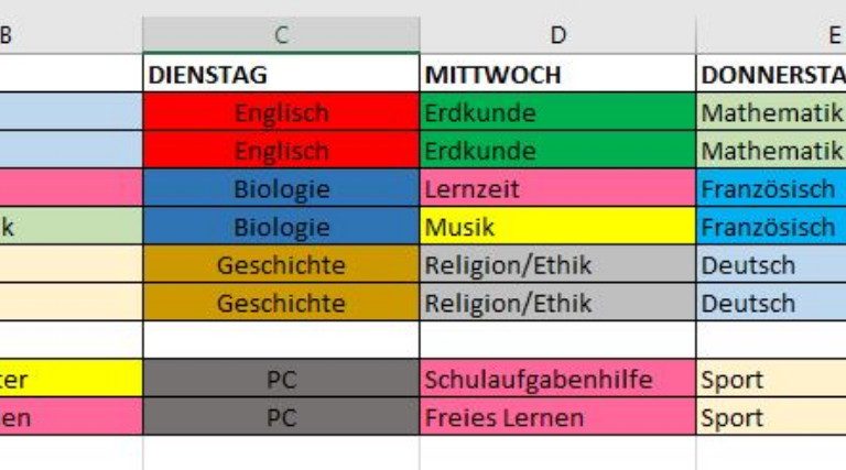 Excel SVERWEIS Beispiel Stundenplan Screenshot