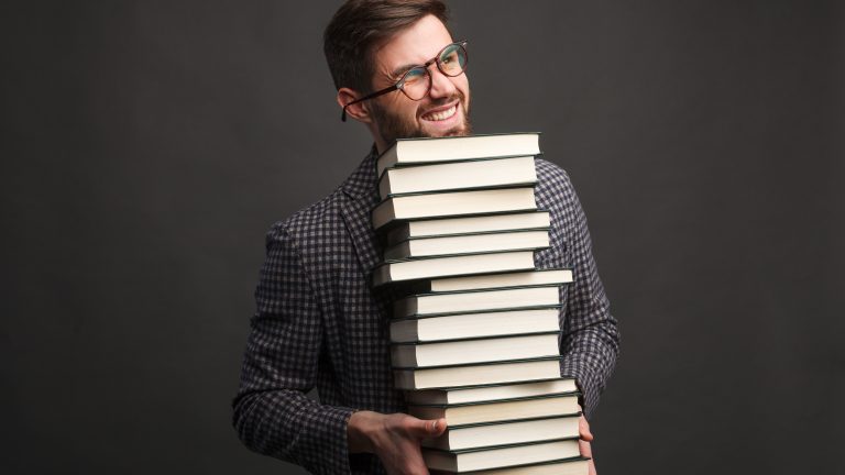 Bücher schleppen ist dank Lehrer-Apps nicht mehr nötig Bücher schleppen ist dank Lehrer-Apps nicht mehr nötig