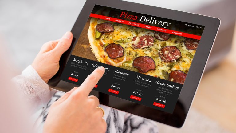 Essen bestellen mit der Lieferservice-App auf dem Tablet