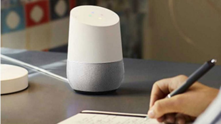 Der Google-Assistent-Lautsprecher Google Home