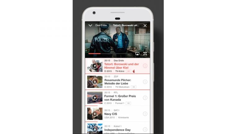 Smartphone mit Fernsehprogramm-App TV Spielfilm