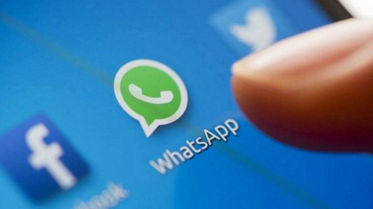 WhatsApp-Symbol auf Screen