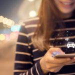 Taxi rufen mit Taxi-App auf dem Smartphone