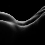 Aktfotografie Beispiel Gro&szlig;aufnahme Frauenr&uuml;cken und Po