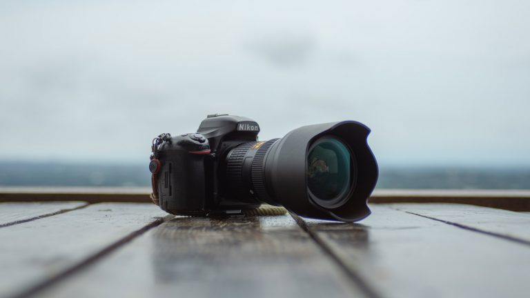 Mondfinsternis und Blutmond mit einer digitalen Spiegelreflexkamera von Nikon fotografieren