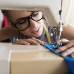 Das Reinigen der N&auml;hmaschine sorgt f&uuml;r einwandfreie Leistung