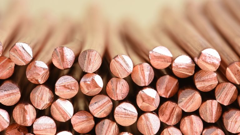 Metallst&auml;be als Motiv f&uuml;r Industriefotografie ablichten