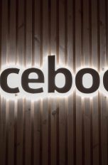 Facebook Entdecker-Feed Facebook Collage