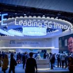 ZTE-Messestand mit Slogan &quot;Leading 5G Innovations&quot;