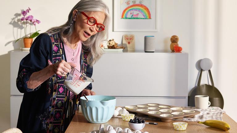 Amazon Echo Plus spielt Musik ab Amazon Echo Plus spielt Musik ab