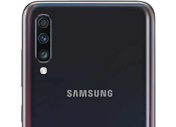 Galaxy A70 R&uuml;ckseite mit Triple-Kamera