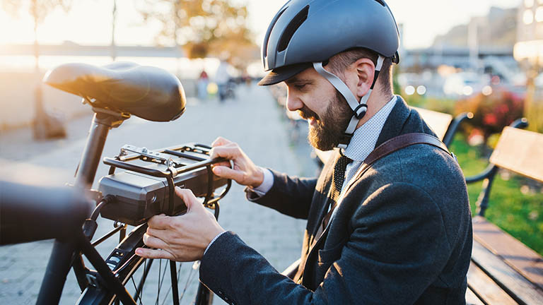 E-Bike-Akku laden und pflegen: So kalibrierst du deinen Akku