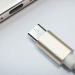 USB-C-Kabel am Notebook