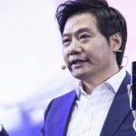 Xiaomi Mi 9 Pro 5G in Hand von Xiaomi-Manager