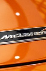 OnePlus 7T Pro: CEO kündigt McLaren Edition an McLaren Schriftzug Logo