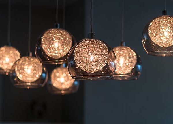 Systeme f&uuml;r Smart-Home-Lichtsteuerung