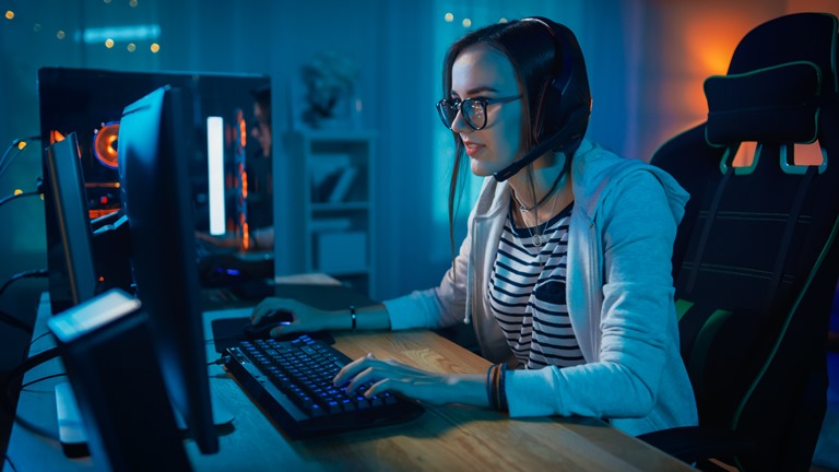 Ambilight f&uuml;r den PC: Sch&ouml;nes Licht mit Philips Hue