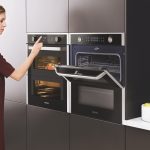 K&uuml;che mit Dual-Cook-Flex-Backofen von Samsung