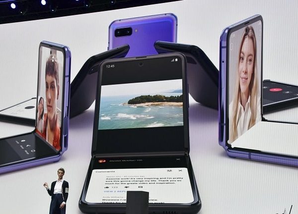 Das Samsung Galaxy Z Flip bei seiner Vorstellung.