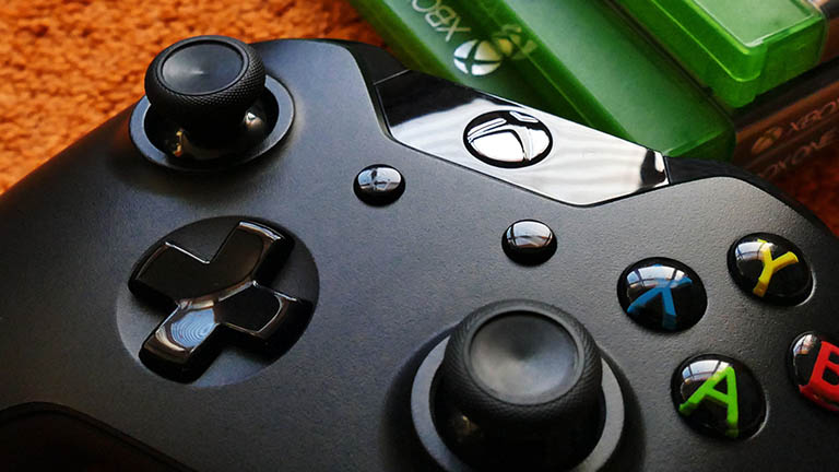 Schwarzer Controller für die Xbox One