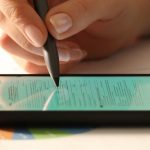 Smartphone mit Stylus-Pen