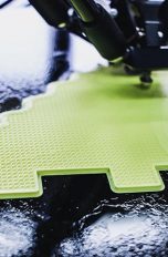 3D-Drucker einstellen: Erste Schritte für Anfänger Anfänger kalibriert 3D-Drucker mithilfe von Testdruck