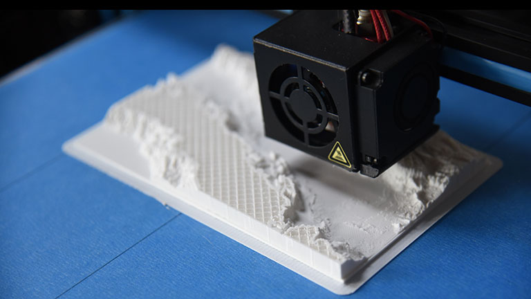 3D-Objekt entsteht im 3D-Drucker