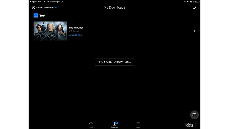 Screenshot eines aktiven Downloads in der Netflix-App auf dem iPad.