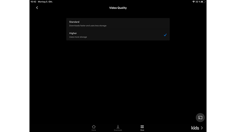 Screenshot der Einstellung zur Video-Qualität bei Netflix auf dem iPad.