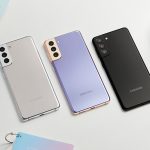 Das Samsung Galaxy S21 in drei unterschiedlichen Farben.