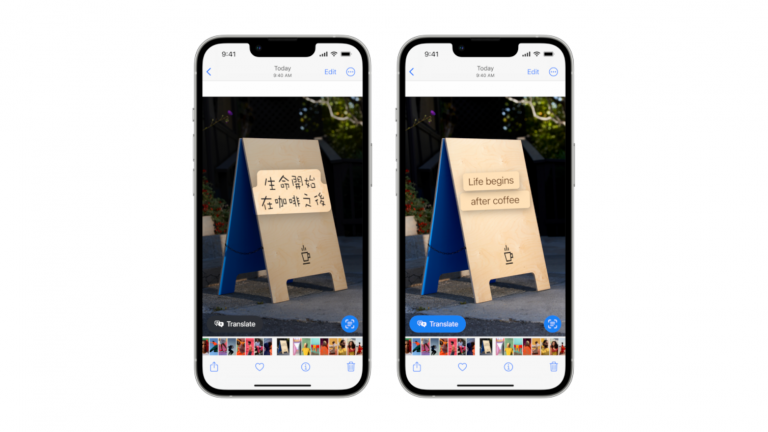 Auf zwei nebeneinander platzierten iPhones ist die neue Live-Text-Funktionen zu sehen, die Fremdsprachen in Echtzeit übersetzen kann.