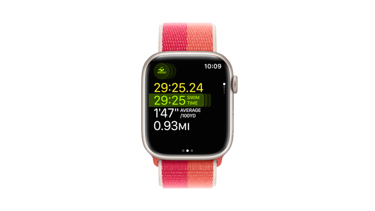 Screenshot von watchOS 9, auf dem gerade Schwimmen getrackt wird.