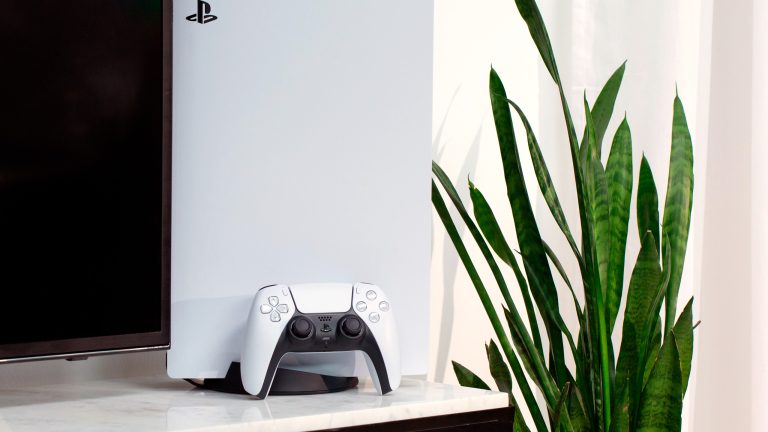 Sony anuncia PlayStation Portal, console dedicado para Remote Play do PS5 -  Canaltech