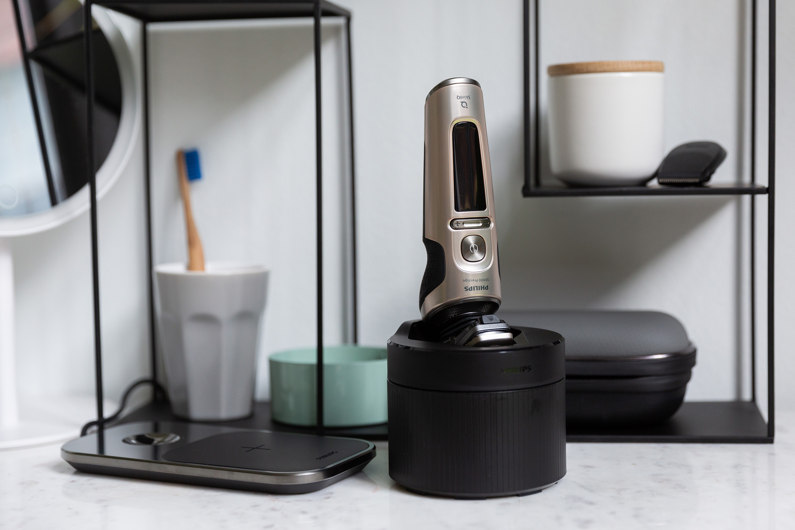 Elektrorasierer Philips Series 9000 Prestige im Praxistest | OTTO