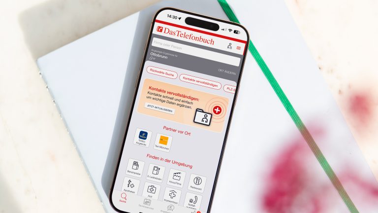 Ein Screenshot der App &bdquo;Das Telefonbuch&ldquo; auf einem Smartphone.