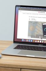 Ein MacBook Pro mit der geöffneten Bildschirmfoto-App.