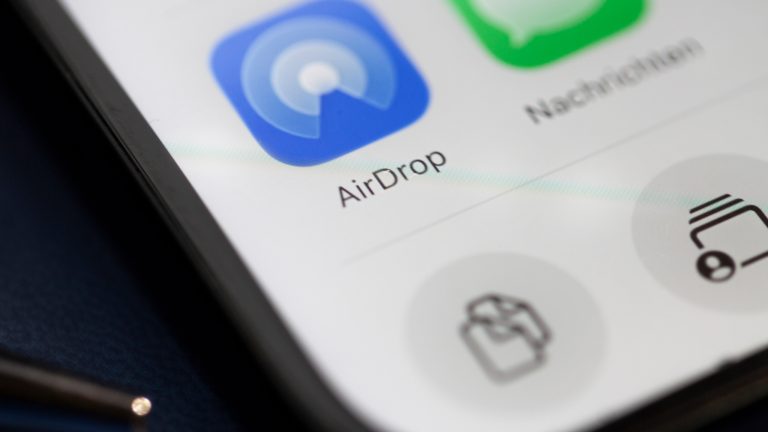 AirDrop zwischen iOS und Android, So ist es möglich Nahaufnahme der Teilen-Funktion via AirDrop bei einem modernen iPhone.