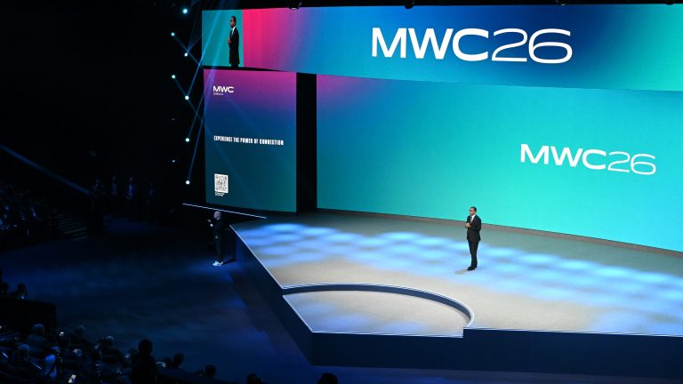 Pressefoto von der Hauptb&uuml;hne auf dem Mobile World Congress 2026.