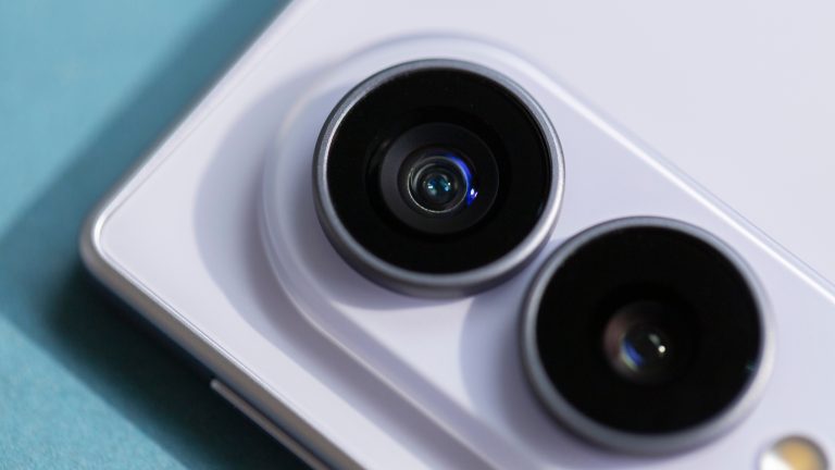 Hands-on, Samsung Galaxy Z Fold8 im Test Detailansicht der beiden Außenkameras bei einem Galaxy Z Fold8.